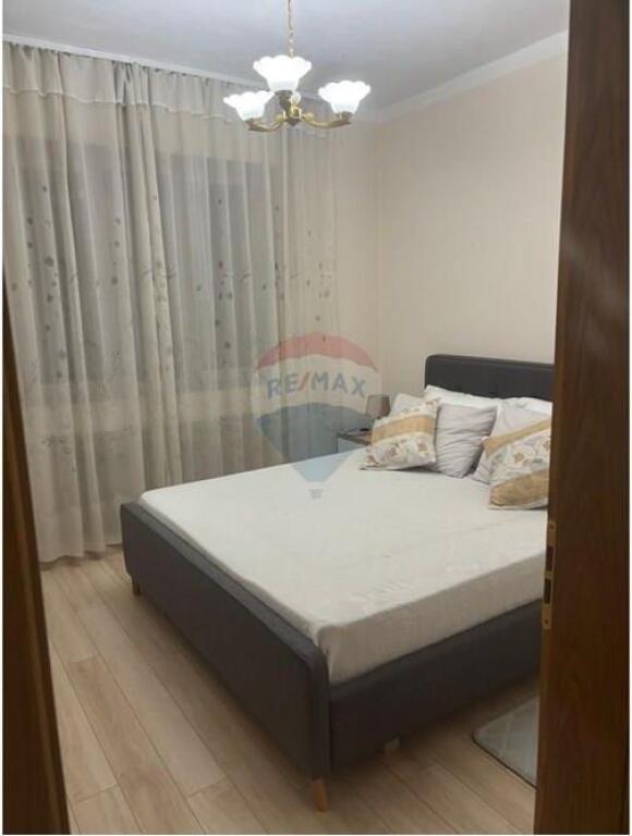 apartament 3+1 me qira ne myslym shyri