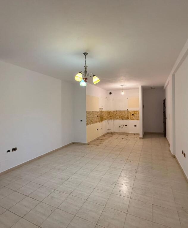 Apartment 3+1 for sale  📍Overpass of the Paris Commune