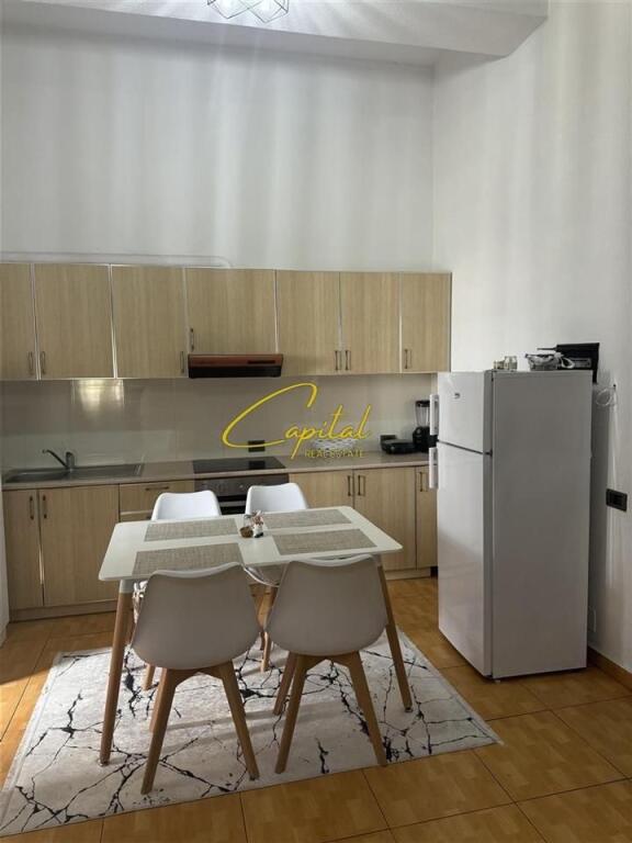 APARTAMENT ME QERA 1+1 RRUGA E DIBRES 550 EURO