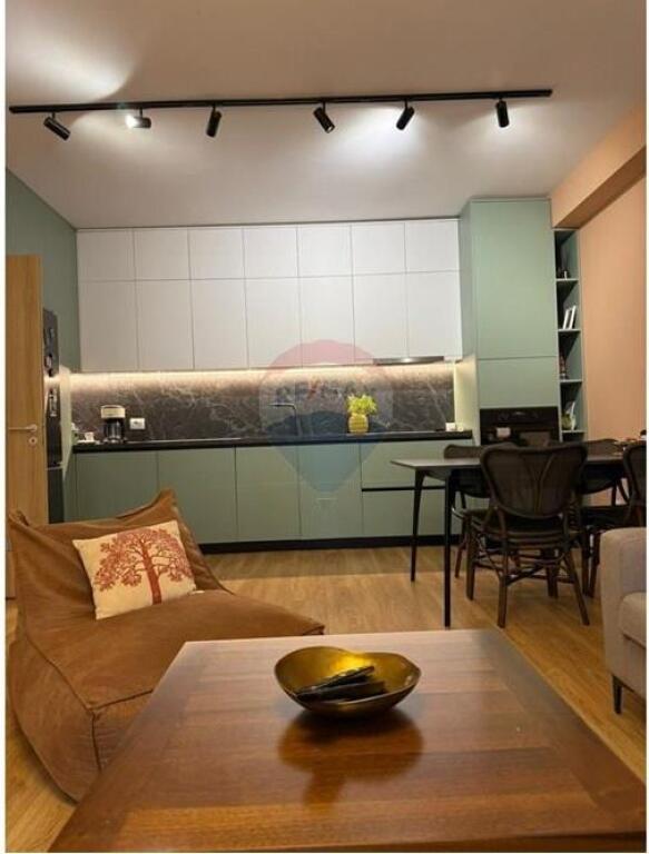 apartament me qira 2+1 rruga e barrikadave