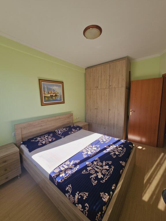 APARTMENT 1+1 FOR SALE, GOLEMI BEACH, ALSO HAS A TERRACE IN USE