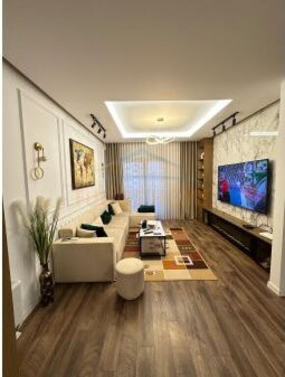 Shitet, Apartament 3+1+2 , Residenca Oasis, Tirane