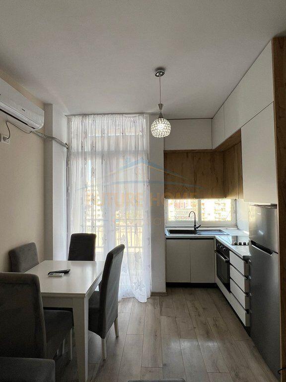 Shitet, Apartament 1+1, Unaza e Re.