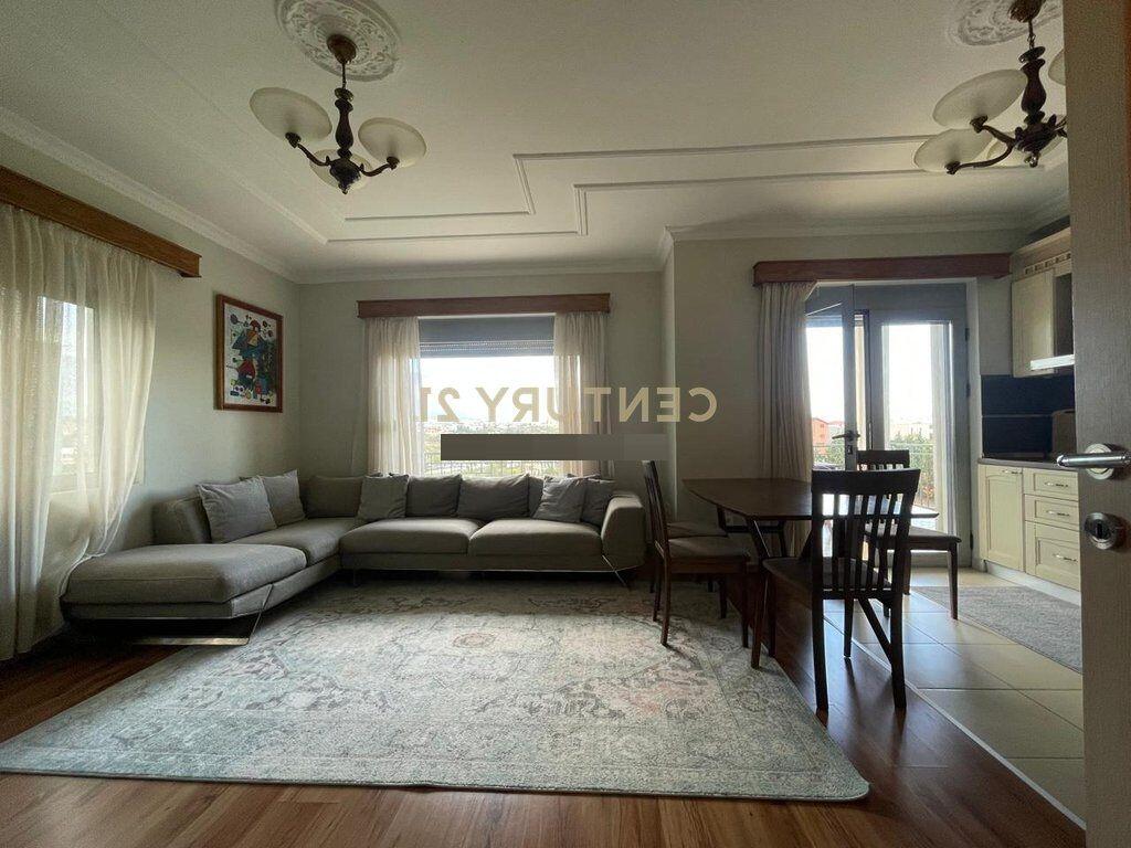 JEPET ME QIRA KATI I TRETE I NJE VILE 4-KATESHE NE MJULL- BATHORE