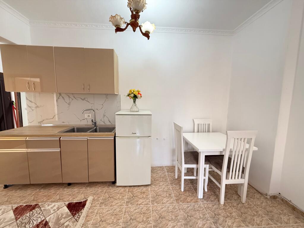 Apartament me qera ne plazh iliria