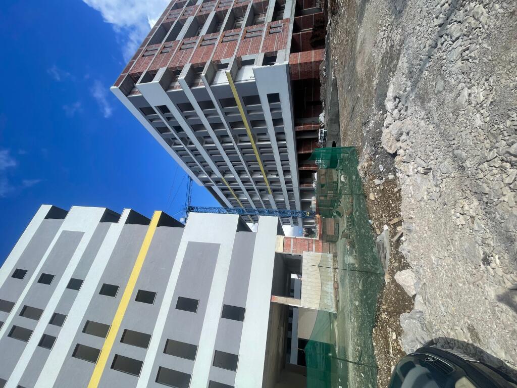 Shitet lokal, univers city