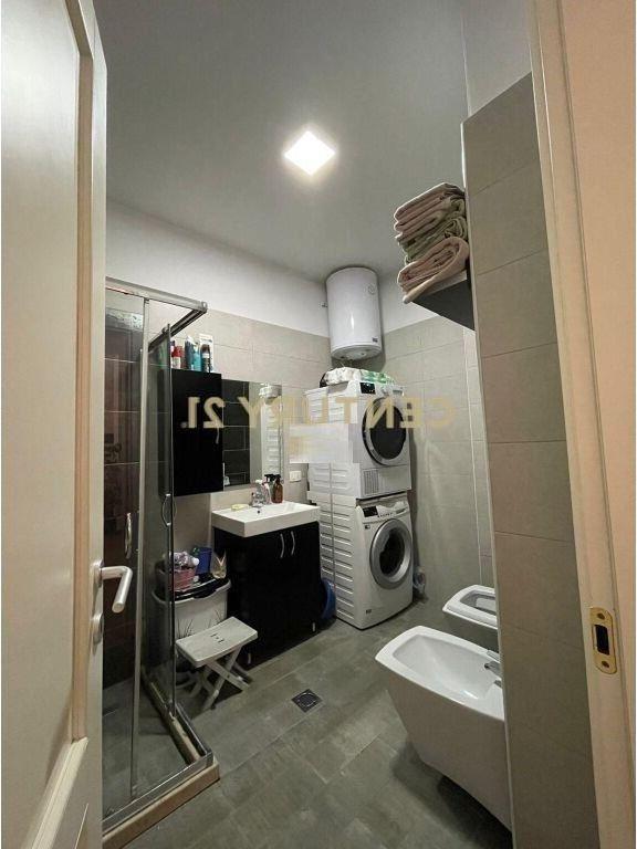 APARTAMENT 1+1 ME QIRA TE KOMPLEKSI DELIJORGJI