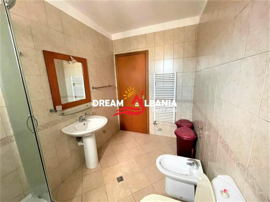 Jepet me qera apartament 2+1 tek Liqeni i Tiranes prane Stadiumit Air Albania (ID 42214356)