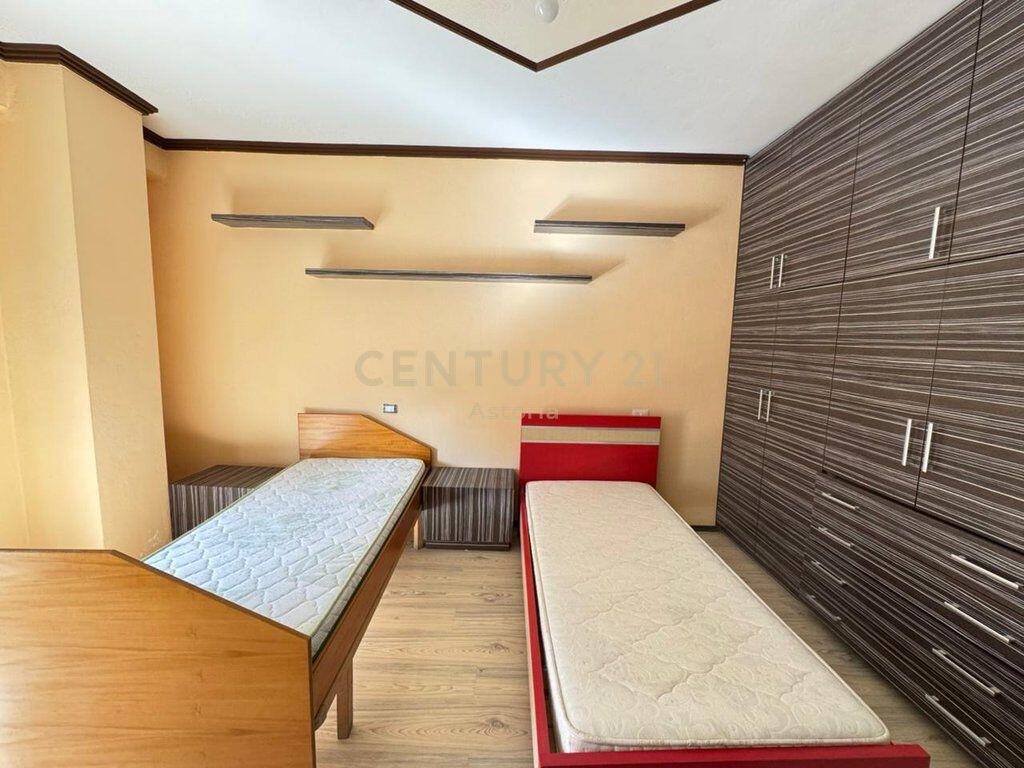 AFFITTASI APPARTAMENTO 2+1+2 A ASTIR 450 € /Mese