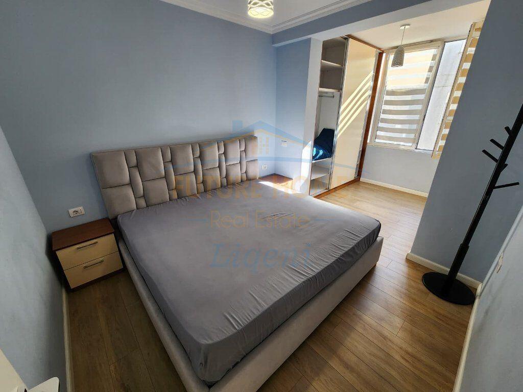 Qera, Apartament 2+1+2 Poste Parkimi, Liqeni i Thate Tirane.