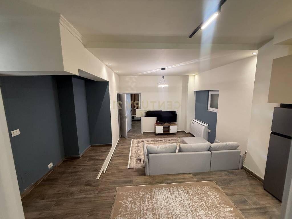 APARTAMENT 2+1 PER QIRA NE RRUGEN E BARRIKADAVE