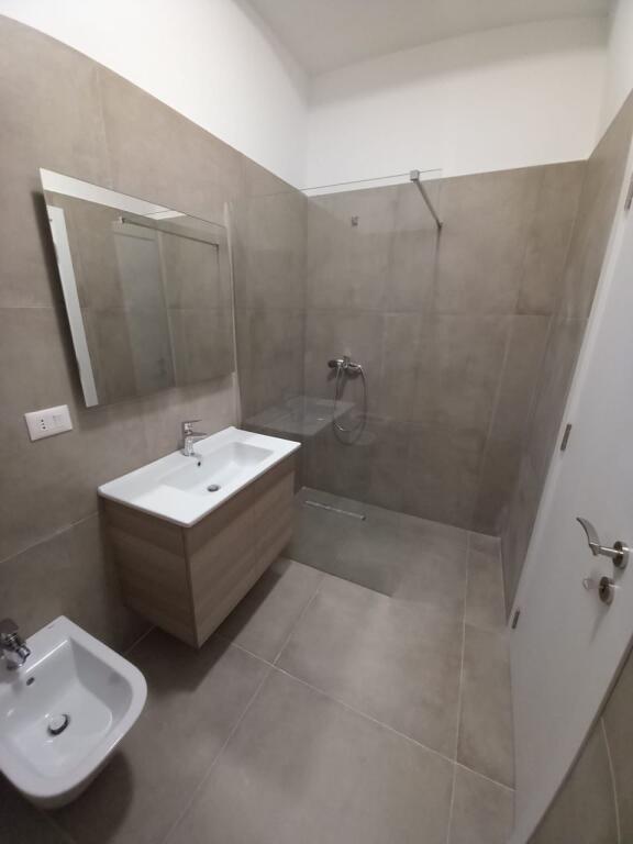 Super ap 1+1 at Kavaja street (square 21)