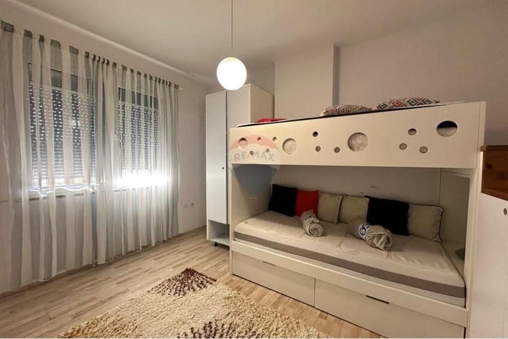 Apartment for rent 2+1+2 Zogu i Zi, near Doro City