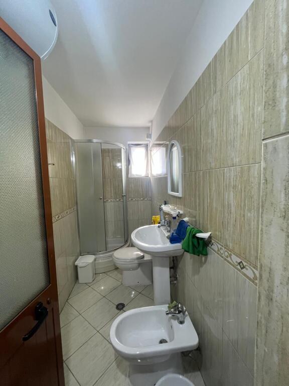 For sale, 2+1 Apartment, Poligrafiku, Tirane