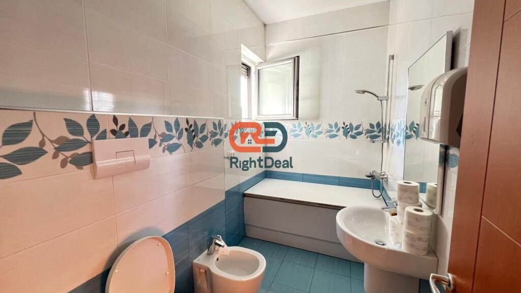 In Via Bogdaneve, Spazio Ufficio in Affitto per Diversi Tipi di Attività!