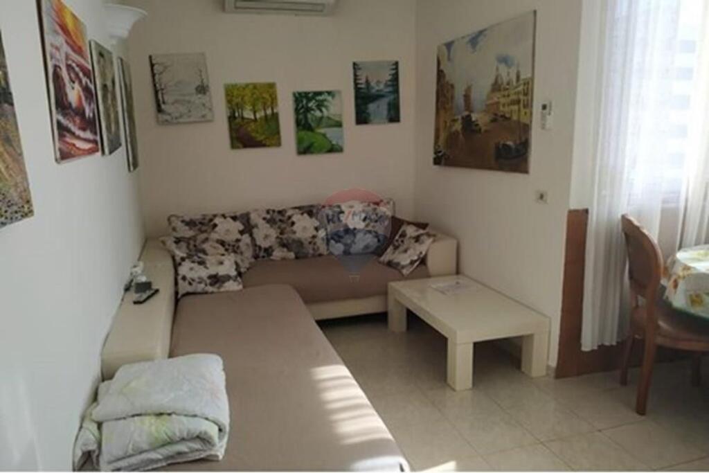 Apartament - Për Shitje - Shkolla e Baletit, Tiranë (ID: 530411012-95)