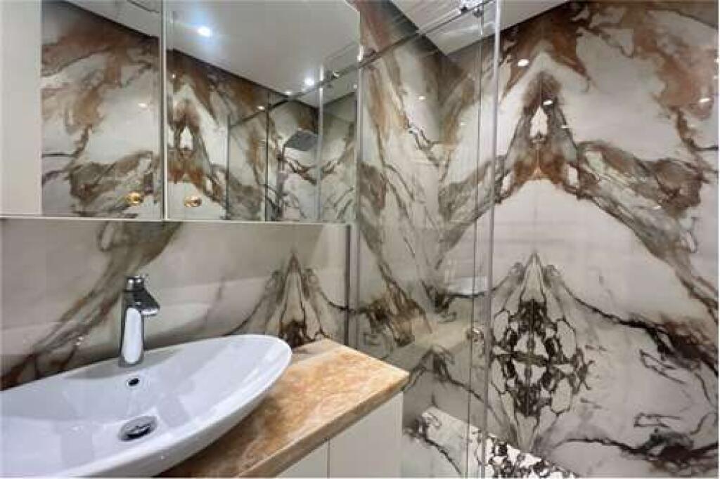 Apartament 3+1 me qira te Kompleksi Delijorgji!