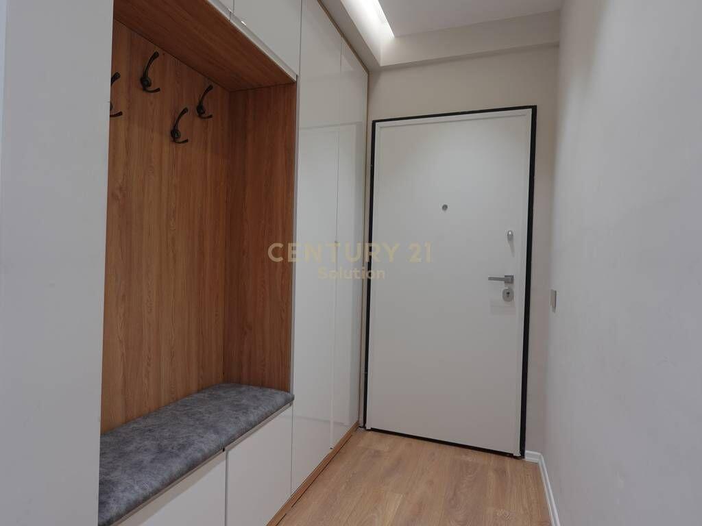 JAPIM ME QIRA 2+1+2 POSTE PARKIMI TE LIQENI I THATE! 1,350 € /Muaj