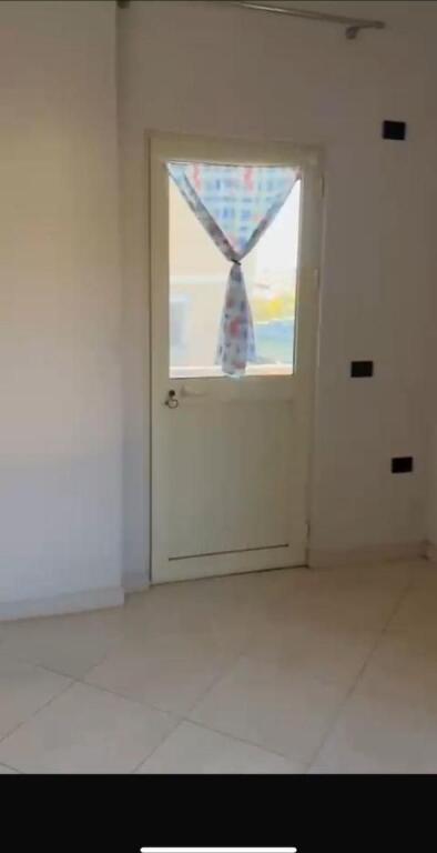 Apartament me qera 1+1