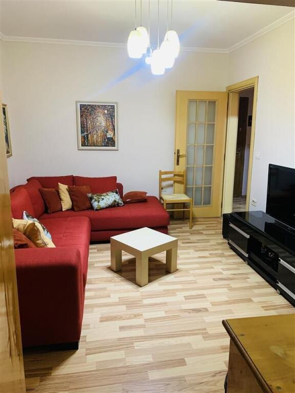 Appartamento in affitto 2+1 vicino a Rruga Fortuzi!
