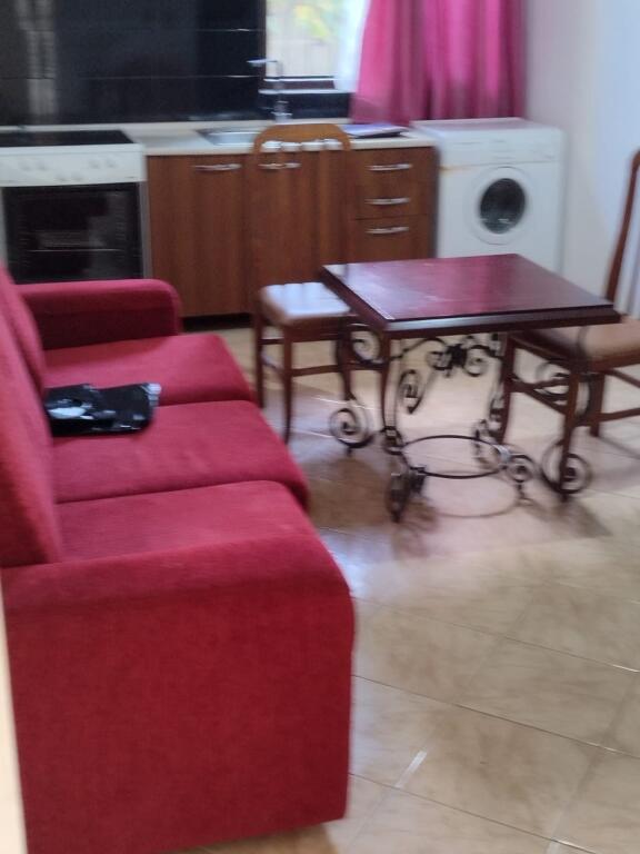 Rent, Private Entrance, 1+1, 5 Maji Street, 250 euro / month