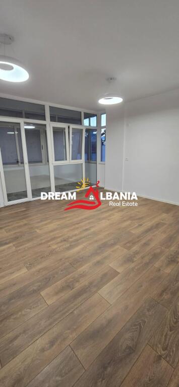 Appartamento 2+1+2WC in Vendita Dentro la Piccola Circonvallazione, Vicino alla Procura di Tirana (ID 41212102)