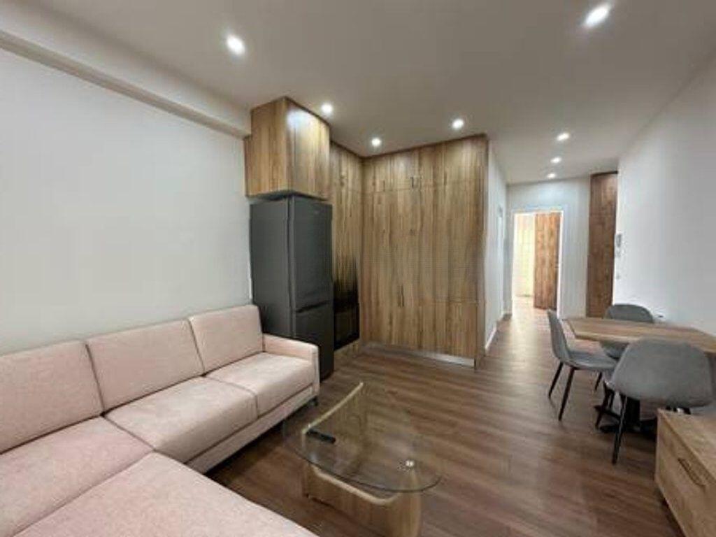 JEPET ME QERA 1+1 Gjimnazi Partizani 650 € /Muaj