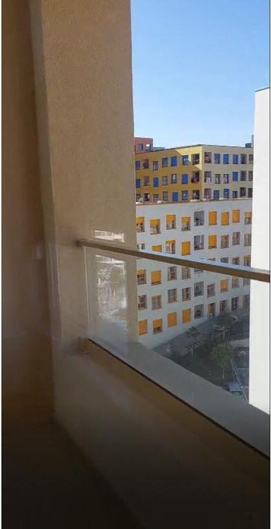 Appartamento 1+1 in Affitto ad Ali Demi, Presso il Complesso Kadiu, Tirana 450 € /Mese