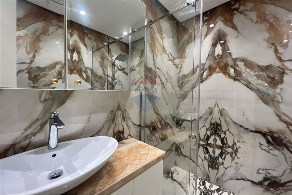 Apartament - Për Qira - Kodra e Diellit, Tiranë