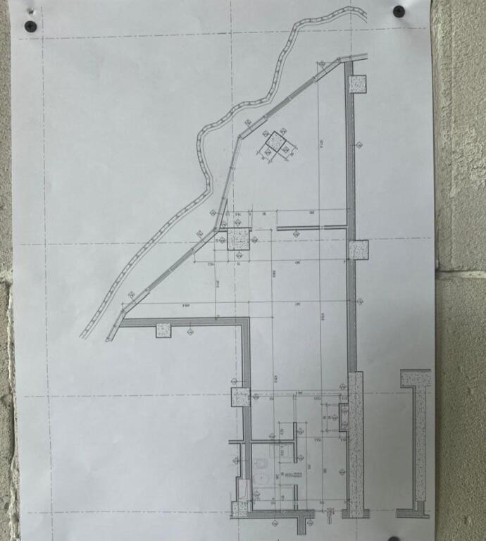 📢 Jepet Ambient për Zyra me Qira ne Qender te Tiranes