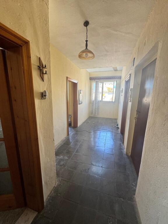 OCCASIONE DI INVESTIMENTO 🔥 📍 Vicino al Palazzo con Freccia, di fronte a Delijorgji