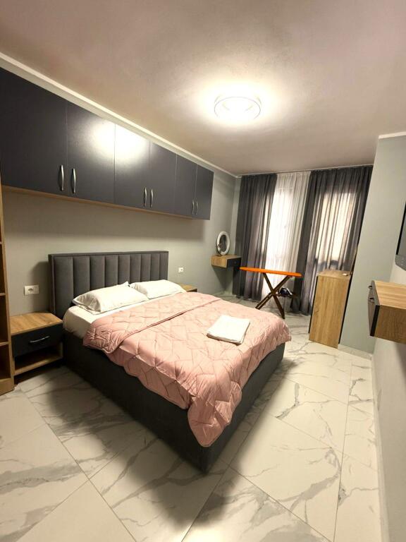 Apartament me qera Orikum