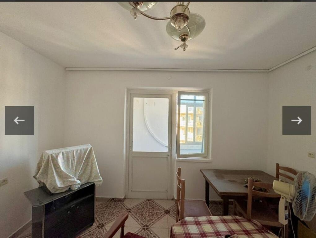 Shitet apartament 2+1,pak m nga shetitorja”Josif Budo”,Kavaje