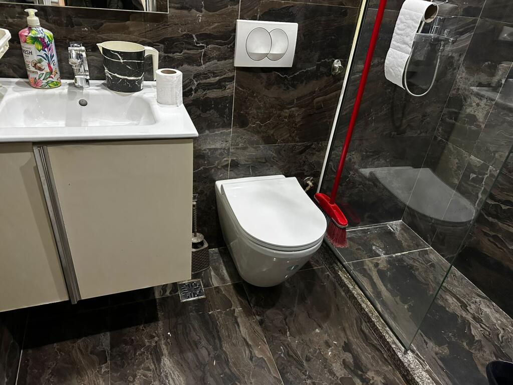 JAPIM ME QIRA NE BLLOK