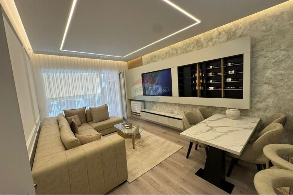 Apartament - Për Shitje - Shkozë, Tiranë (ID: 530261059-313)