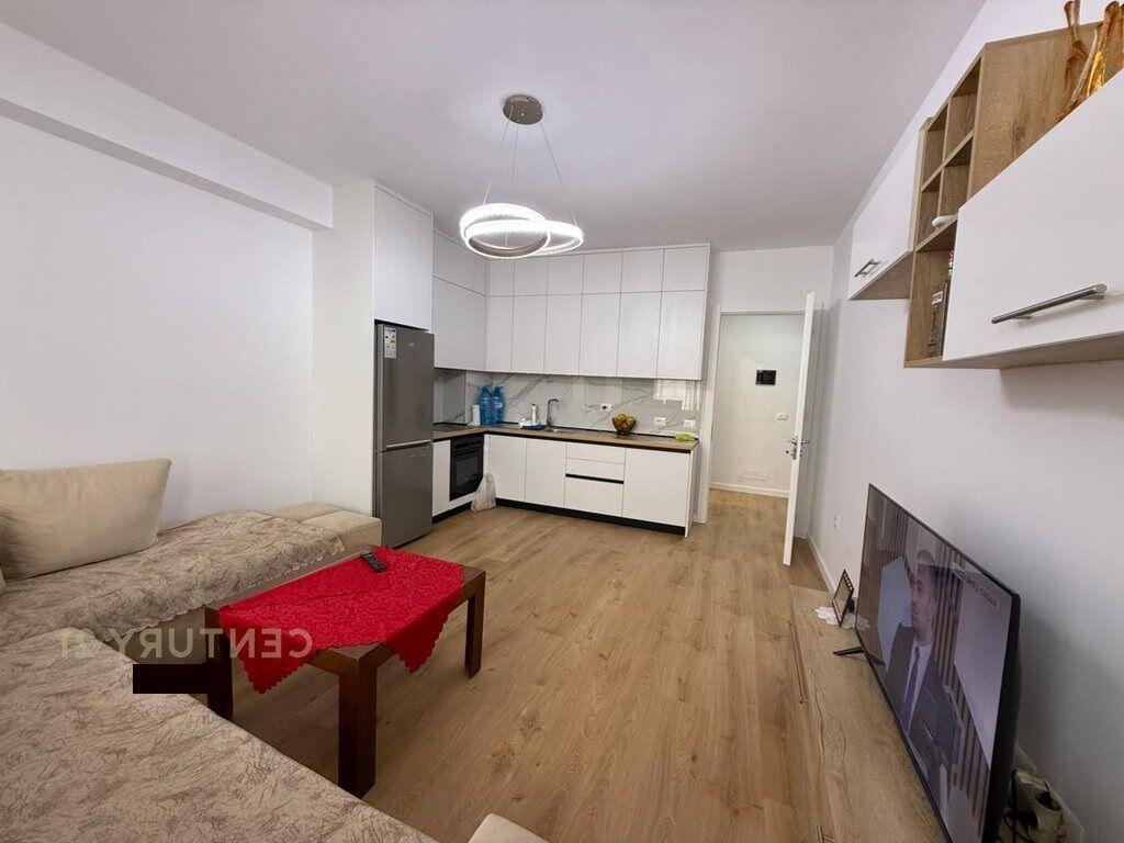 Apartament 2+1+2 për shitje në Astir