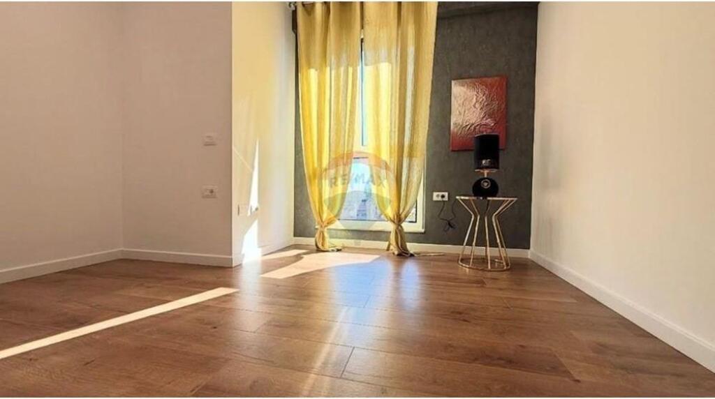 Appartamento 2+1 in vendita a 21-Dhjetori!