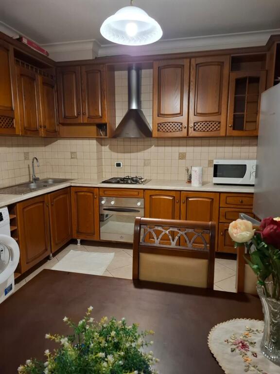 Apartament 2+1 me qira ne Bllok