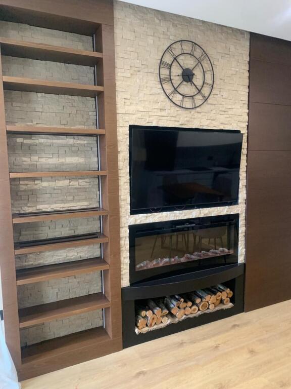 Super ap 1+1 a 21-dhjetori ( square 21 )