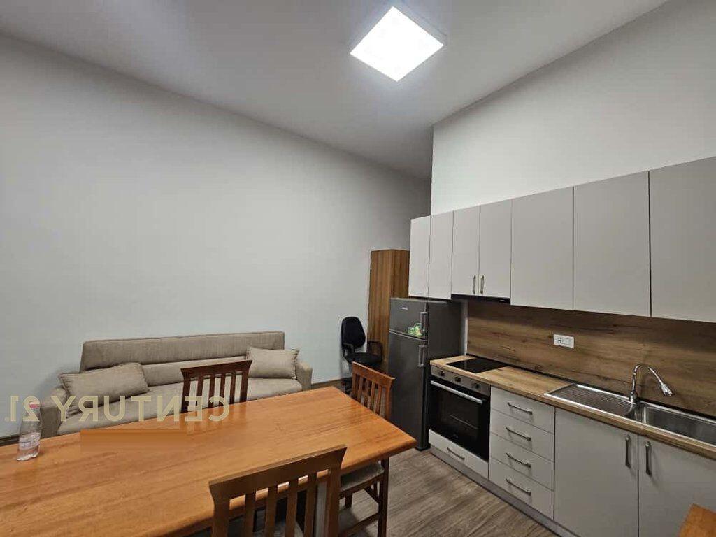 Apartament-studio Me Qira në Selvia, Tiranë