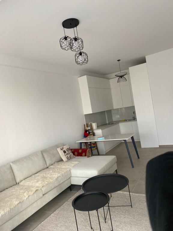 Super ap 1+1 at Kavaja street (square 21)