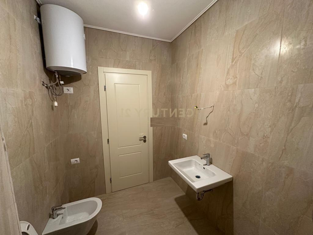 APARTAMENT 2 + 1 + 2 + POST PARKIMI NE KINOSTUDIO