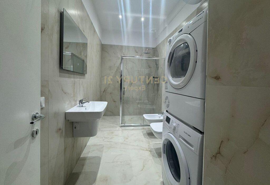 We rent a 2+1 apartment near the former customs.