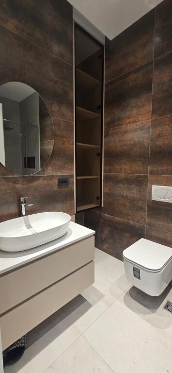 📢 Jepet me Qira Apartament 2+1 te Komplekesi Delijorgji