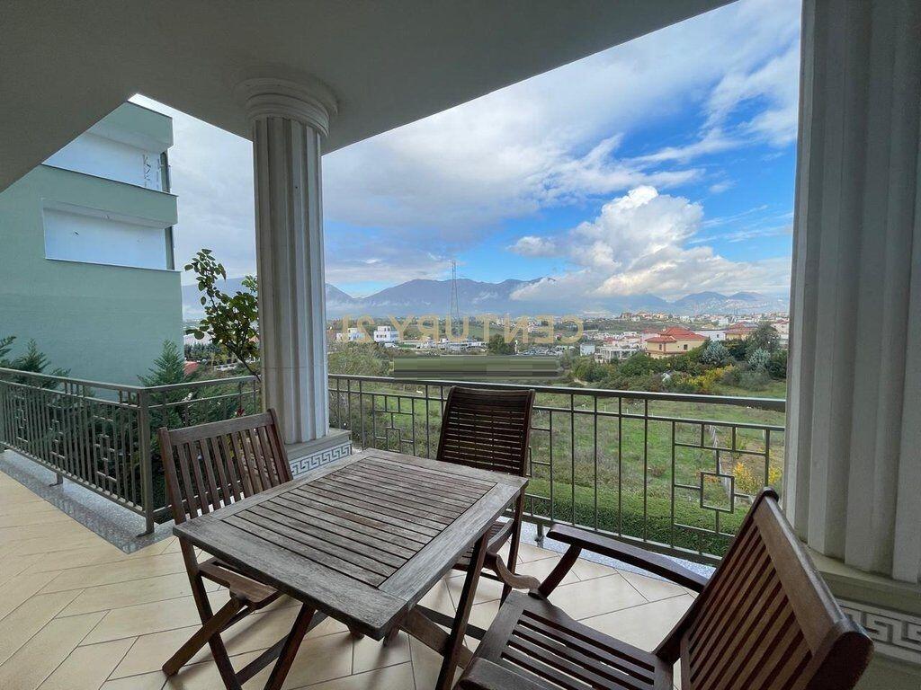 JEPET ME QIRA KATI I TRETE I NJE VILE 4-KATESHE NE MJULL- BATHORE