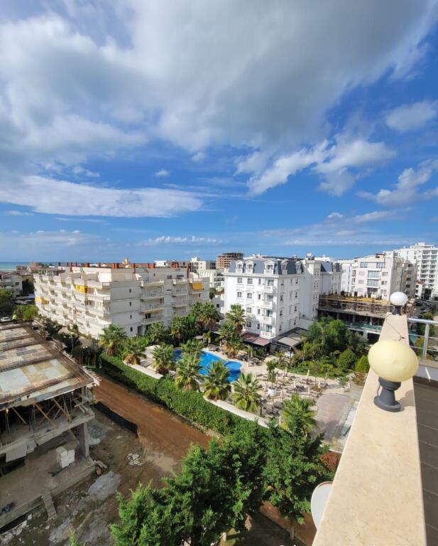 🌅 Papafingo unike në zemër të Golemit,me pamje nga deti!(Ekskluzive)