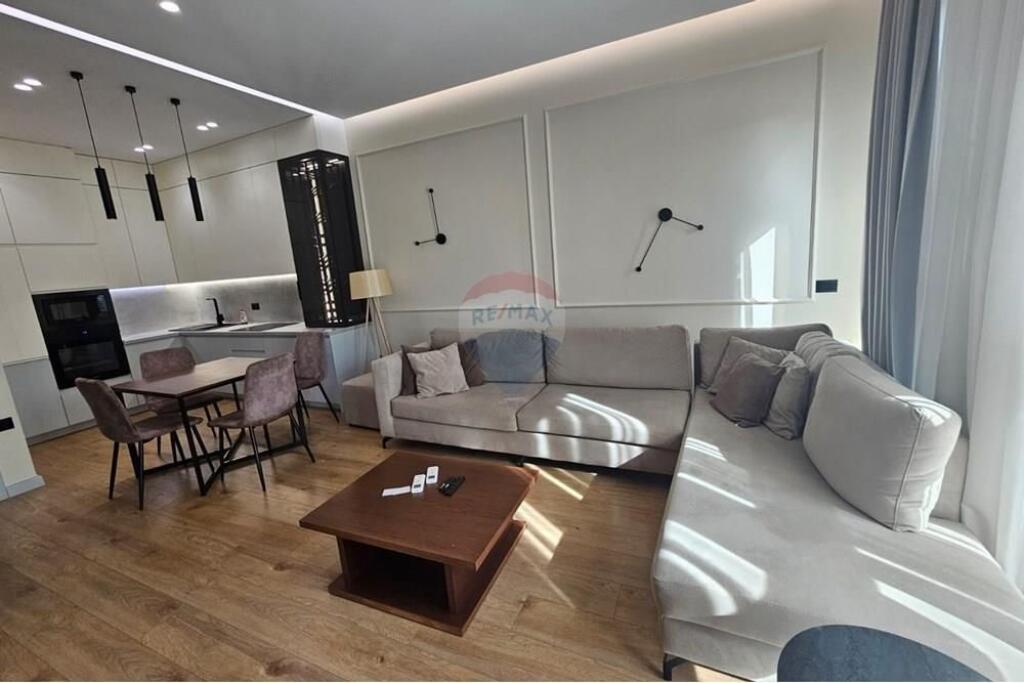 Apartment 1+1 for rent at 21-Dhjetori