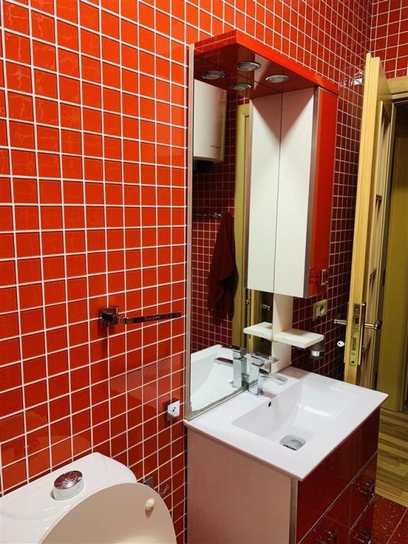 Appartamento in affitto 2+1 vicino a Rruga Fortuzi!
