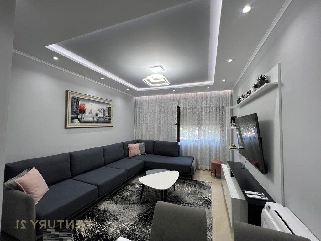 Apartment 2+1+storage for sale in the Botanical and Zoological Garden area, Tirana.