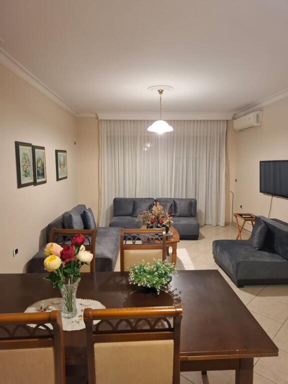Apartament 2+1 me qira ne Bllok